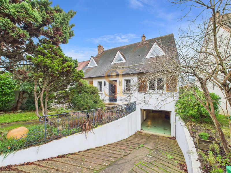 Maison - 157 m² - 6 pièces