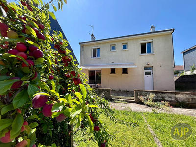 Maison - 106 m² - 6 pièces