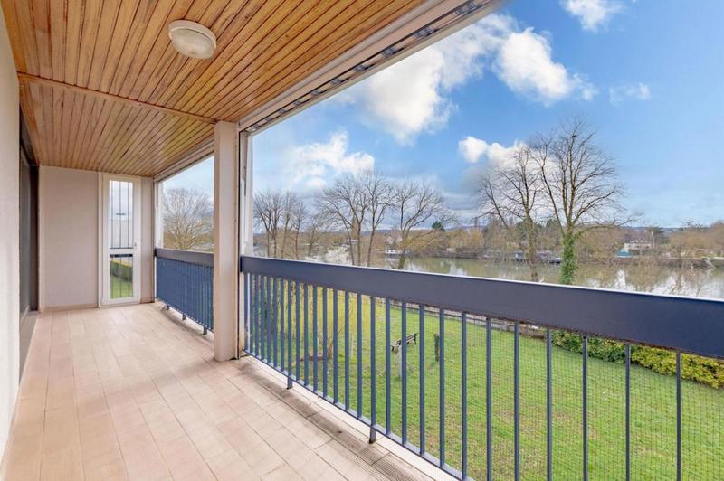 Appartement - 85 m² - 4 pièces