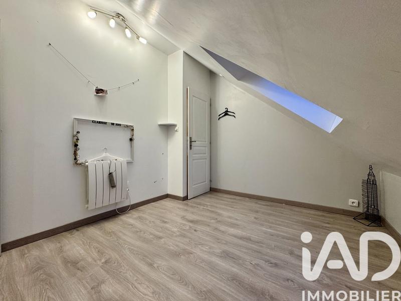 Maison - 198 m² - 7 pièces