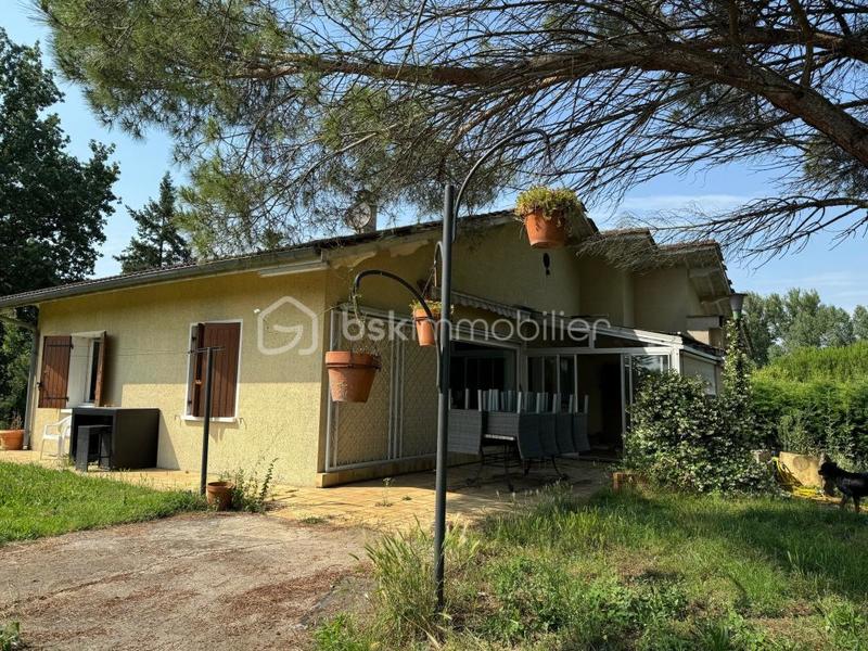 Maison - 142 m² - 6 pièces