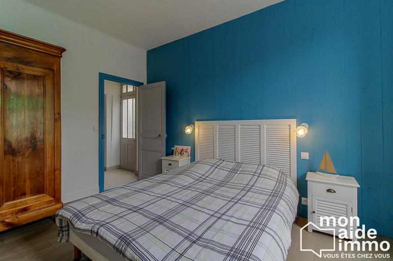 Maison traditionnelle - 139 m² - 6 pièces