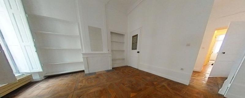 Appartement - 182 m² - 5 pièces