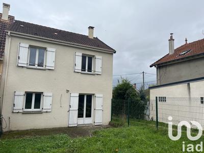 Maison - 92 m² - 6 pièces