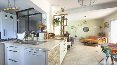 Maison - 370 m² - 14 pièces