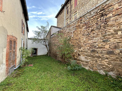 Immeuble - 76 m² - 6 pièces