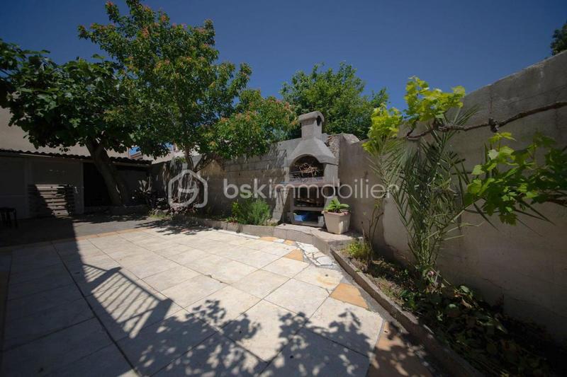 Villa - 153 m² - 9 pièces