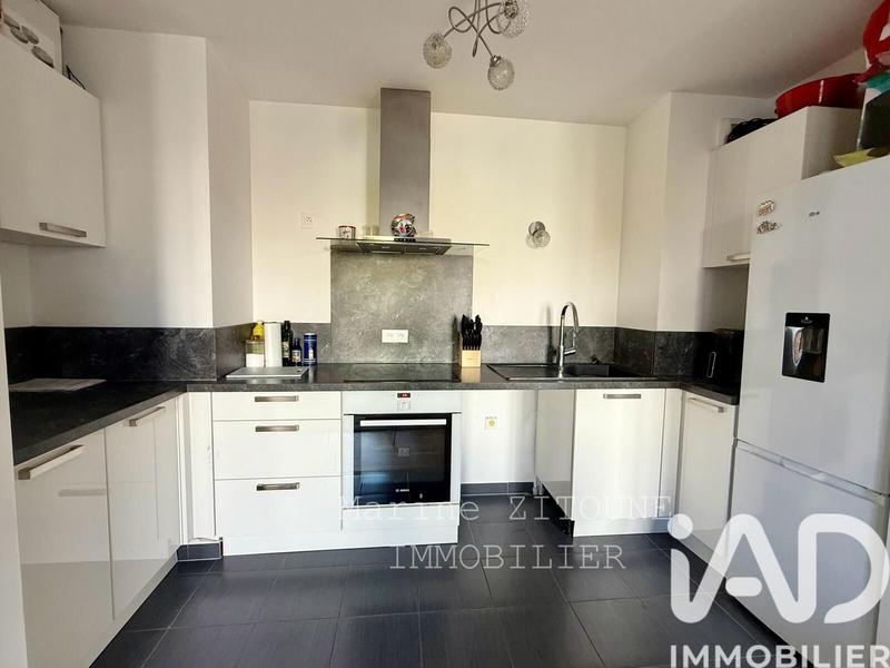 Appartement - 60 m² - 3 pièces