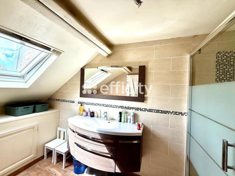 Maison - 130 m² - 7 pièces