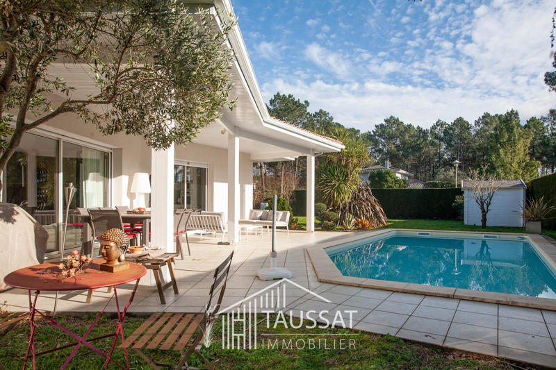 Maison - 138 m² - 6 pièces