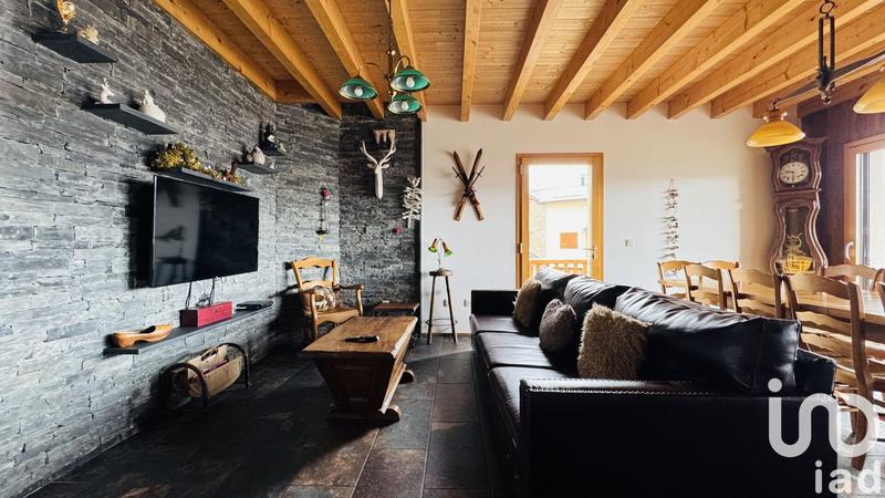 Maison - 209 m² - 7 pièces