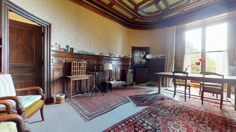 Manoir - 660 m² - 19 pièces