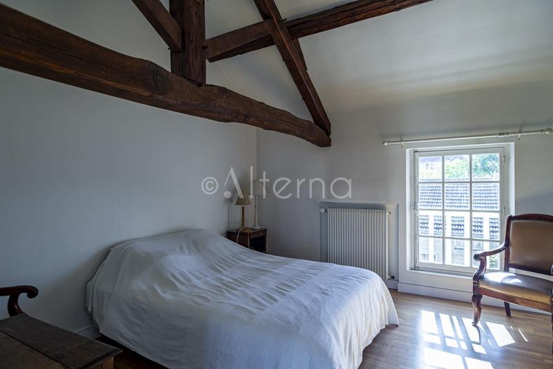 Maison ancienne - 205 m² - 7 pièces