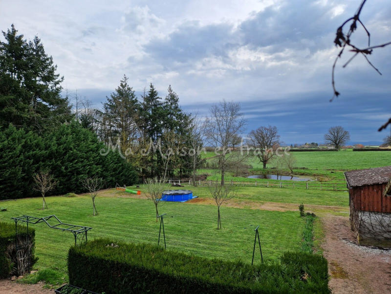 Maison - 451 m² - 12 pièces