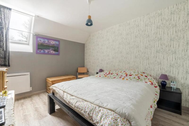 Maison - 142 m² - 9 pièces