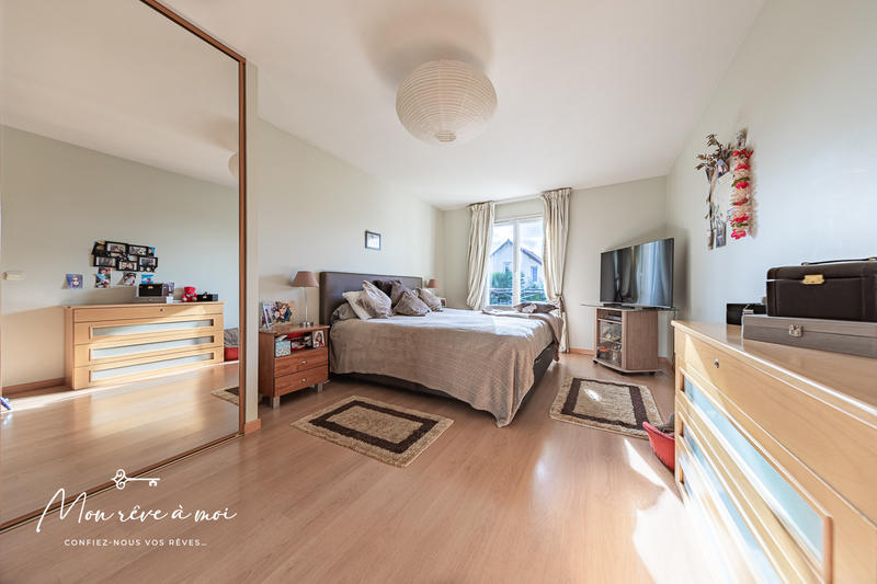 Maison - 170 m² - 6 pièces