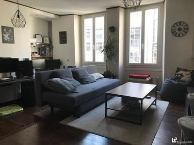 Appartement - 61 m² - 2 pièces