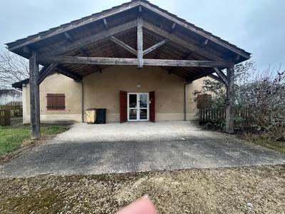 Maison - 450 m² - 8 pièces