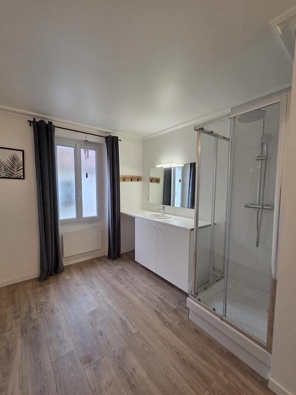 Fonds de commerce - Magasins - 175 m²