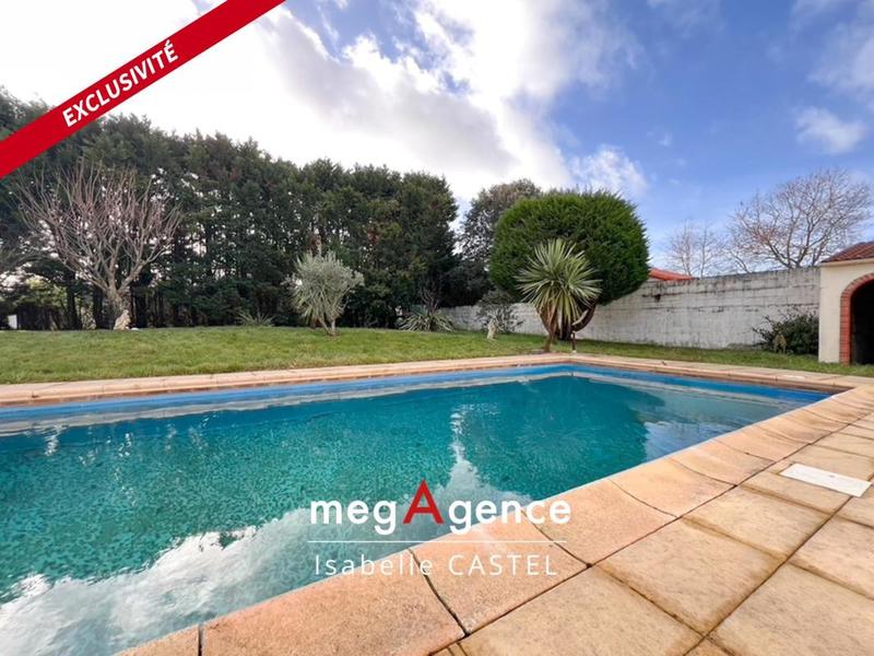 Villa - 188 m² - 8 pièces