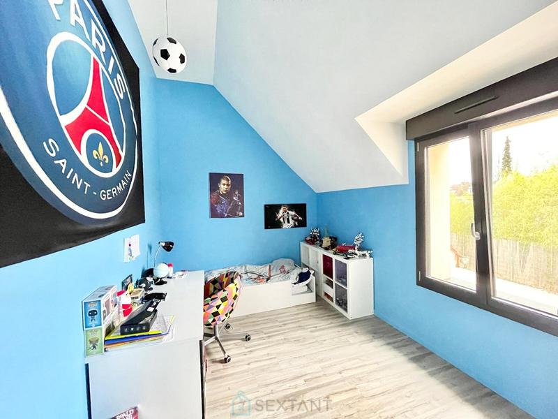 Maison d'architecte - 385 m² - 8 pièces