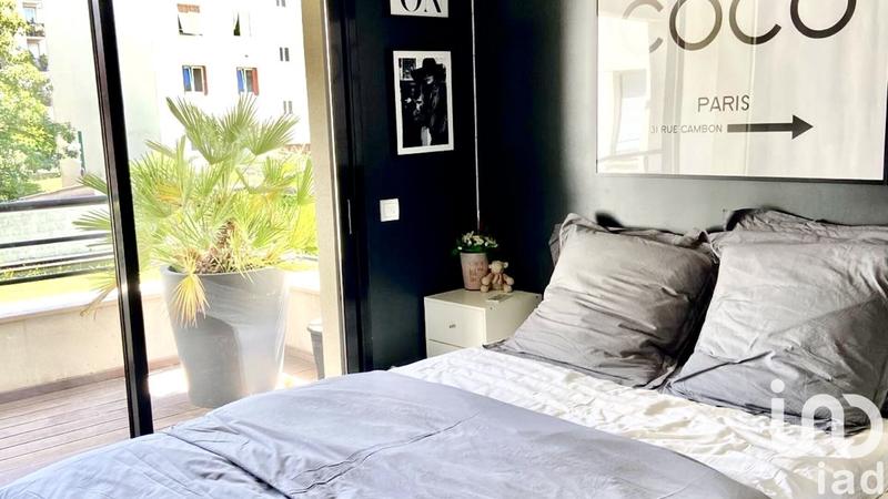 Appartement - 145 m² - 7 pièces