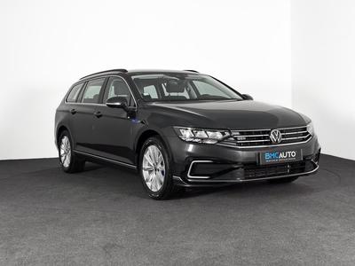 Volkswagen Passat Sw Gte 218ch Digital Cockpit Sieges Chauf Regul Acc Camera Dsg Hybrid Rechargeable