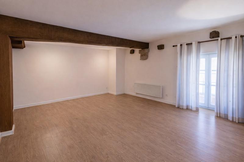 Appartement - 93 m² - 3 pièces