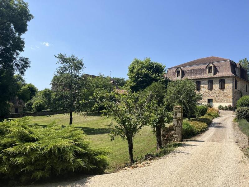 Maison de maîtres - 234 m² - 5 pièces