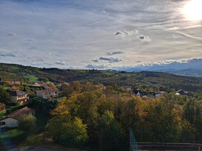 Appartement - 125 m² - 6 pièces