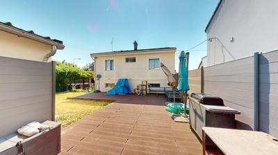 Maison - 101 m² - 5 pièces