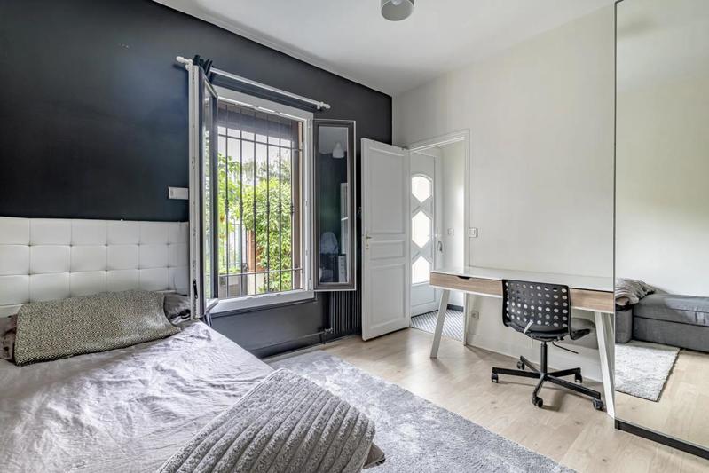 Maison - 90 m² - 5 pièces