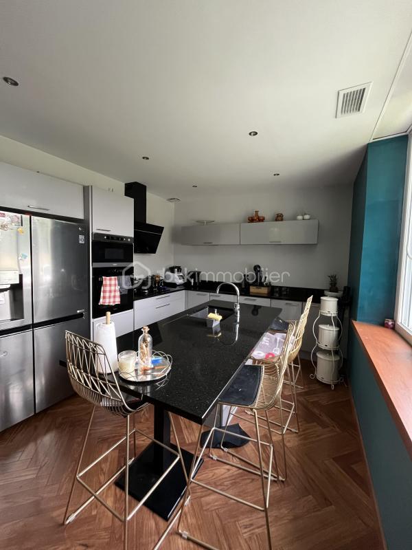 Maison - 132 m² - 5 pièces