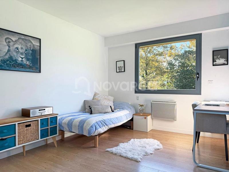 Villa - 200 m² - 7 pièces