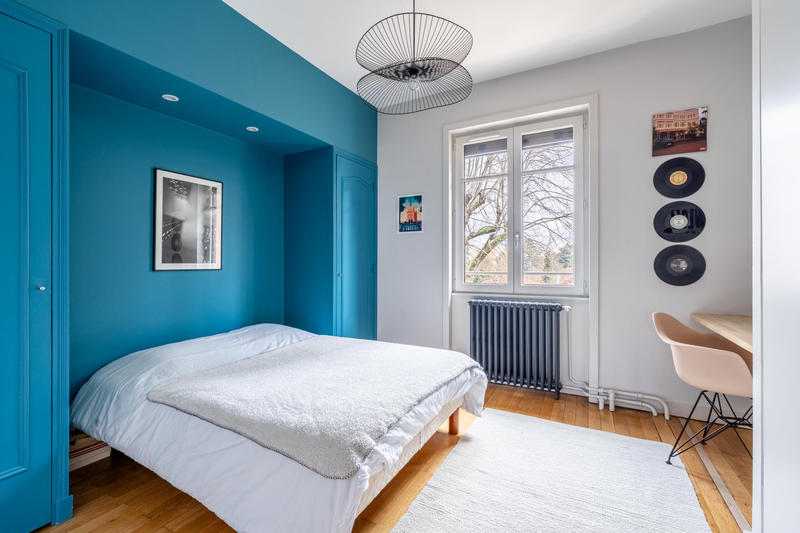 Propriété - 206 m² - 7 pièces