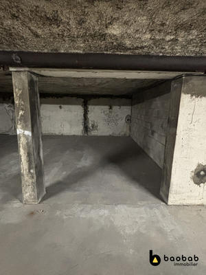 Parking / Garage - 14 m²