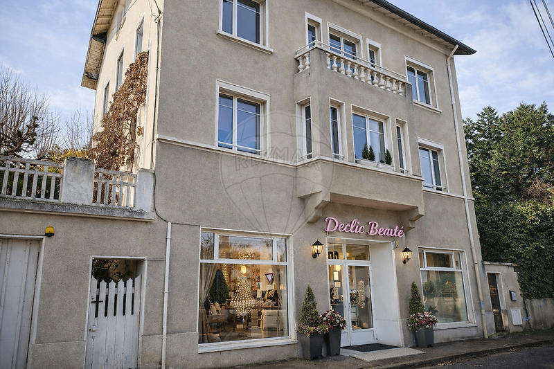 Magasins - 67 m² - 3 pièces