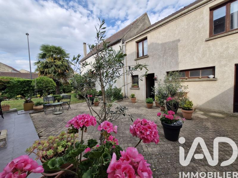 Maison - 140 m² - 5 pièces