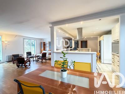 Maison - 170 m² - 6 pièces