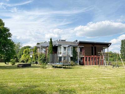 Maison - 320 m² - 10 pièces