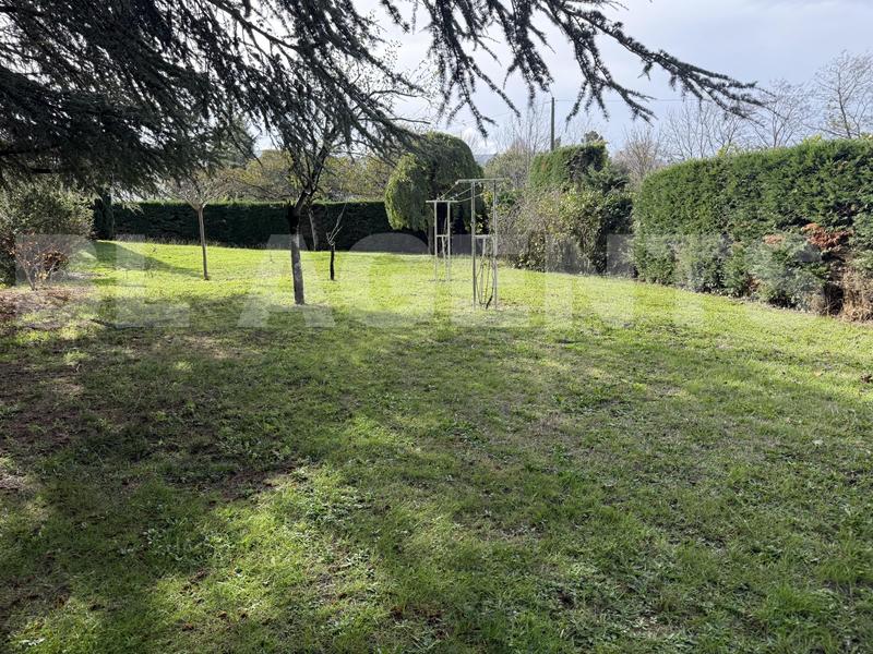 Maison traditionnelle - 86 m² - 4 pièces