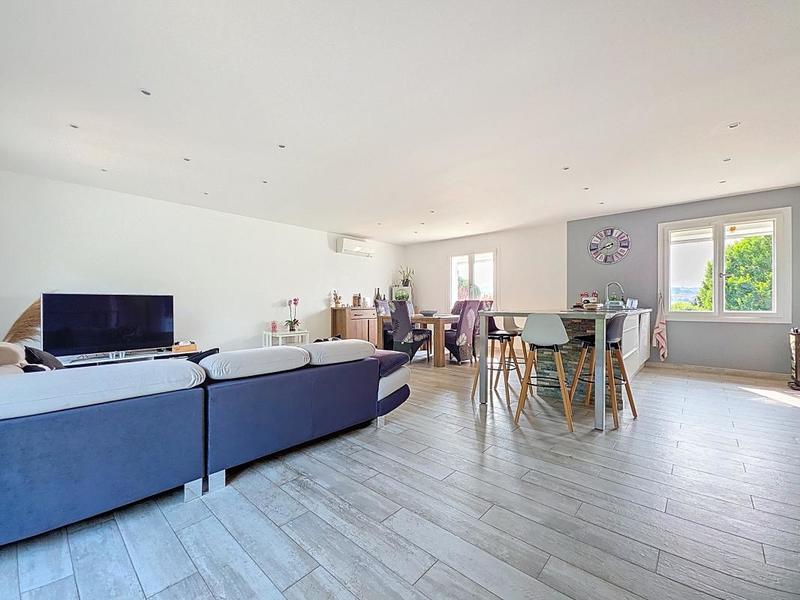 Maison - 135 m² - 5 pièces