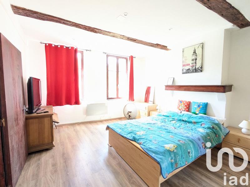 Maison - 184 m² - 8 pièces