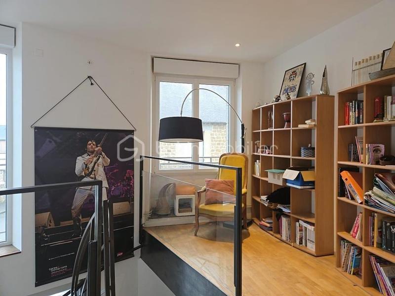 Maison - 266 m² - 10 pièces