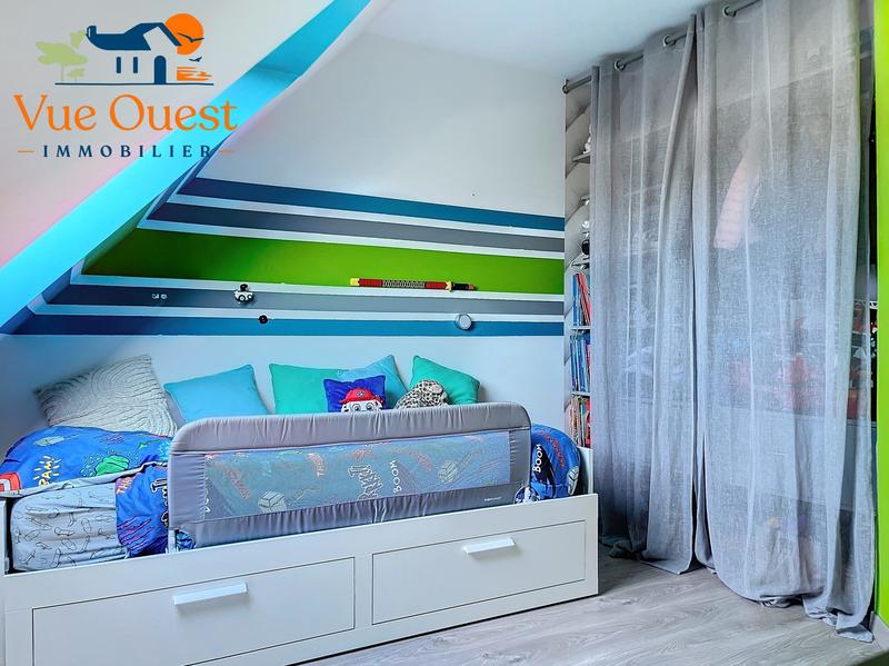 Maison - 80 m² - 5 pièces