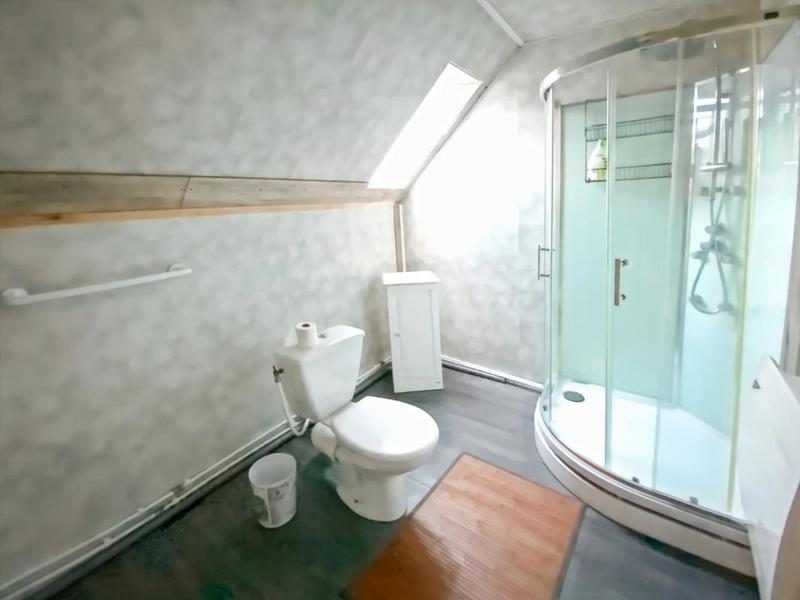 Demeure - 140 m² - 5 pièces