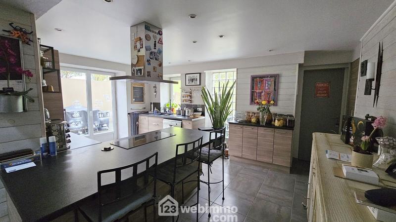 Maison - 162 m² - 6 pièces