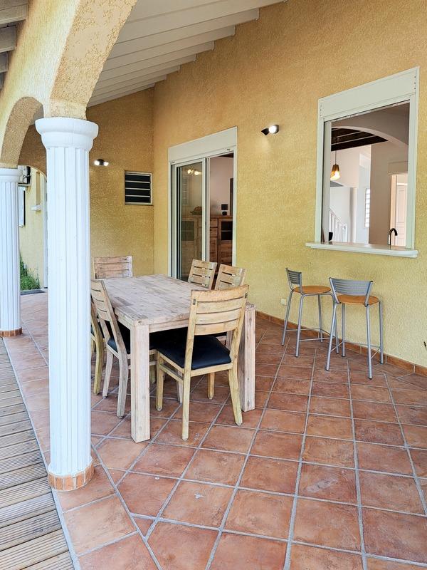 Maison - 188 m² - 6 pièces