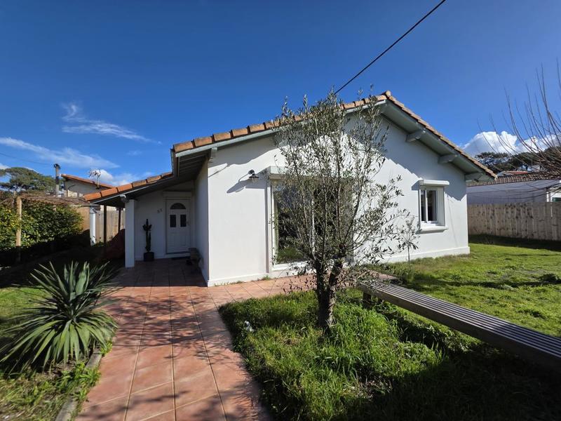 Maison - 64 m² - 3 pièces