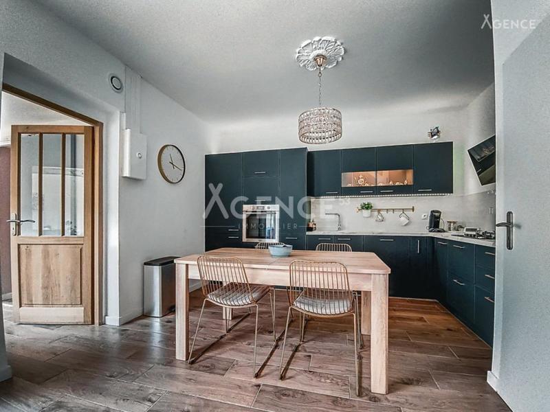 Maison - 130 m² - 4 pièces